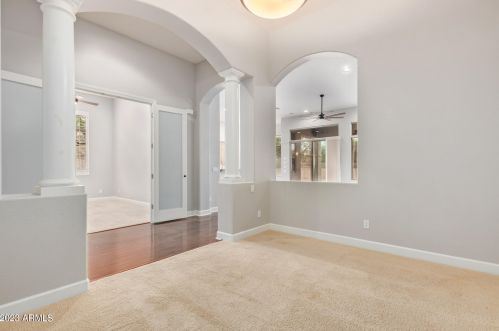 22109 36 St, Phoenix AZ 85050-7393 exterior