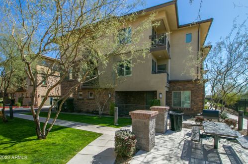 17850 68th St, Phoenix AZ 85054-9100 exterior