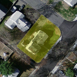 172 Spiers Rd, Newton MA  02459-3700 aerial view