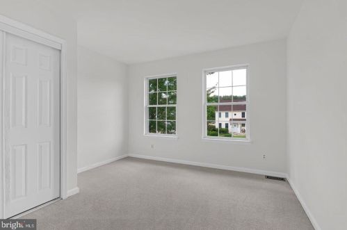 35 Gln Burnie Dr, Erial NJ 08081-4361 exterior