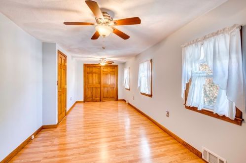 225 Bch St, Quincy MA 02170-2311 exterior