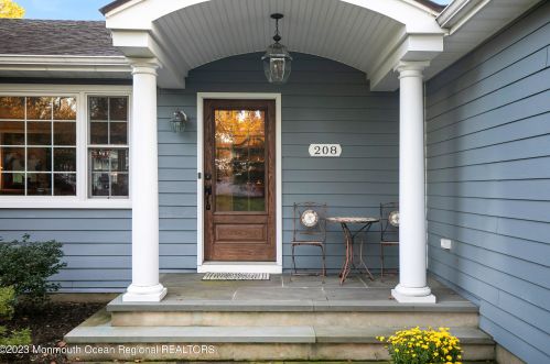 208 Winding Way, Little Silver NJ 07739-1763 exterior