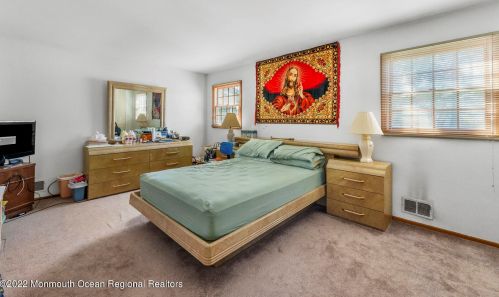 193 Hornblower Ave, Belleville NJ 07109-2555 exterior