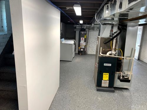 30 Emerson St, Carteret NJ  07008-2522 exterior