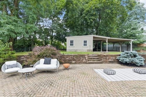 411 Parker St, Newton MA 02459-2545 exterior