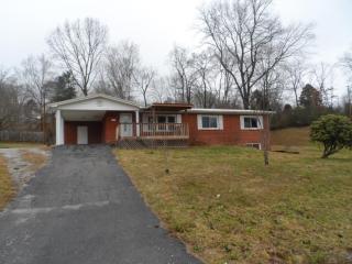 296 College Park Rd, La Follette TN  37766-8210 exterior