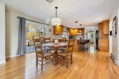 1 Eric Rd, Norfolk MA 02056-1914 exterior