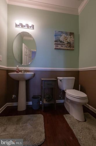 341 Chancellor Dr, West Deptford NJ  08096-5170 exterior