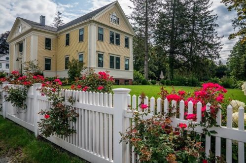 33 High Rd, Newbury MA 01951 exterior