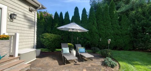 90 Lovett Ave, Little Silver NJ 07739-1403 exterior