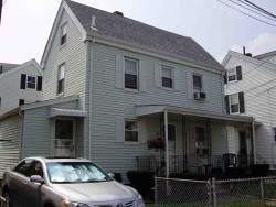 10 Quirk Ct, Newton, MA 02458-1224