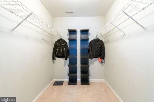 5484 Wooded Way, Columbia MD  21044-5722 exterior