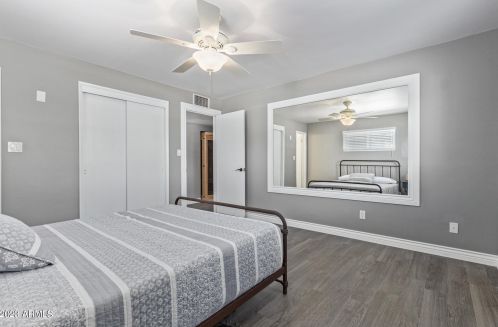 3407 44th Pl, Phoenix AZ  85018-6025 exterior