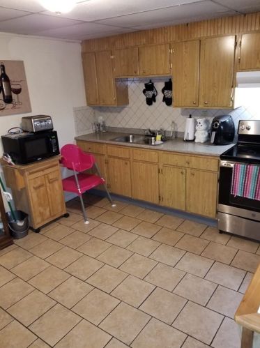 41 Donnelly St, Fall River MA 02723 exterior