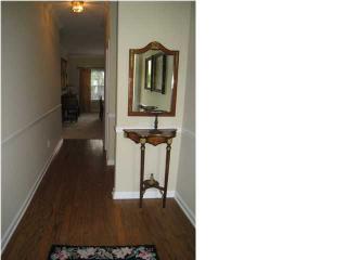 2517 Countrywood Trce, Birmingham AL  35243-4404 exterior