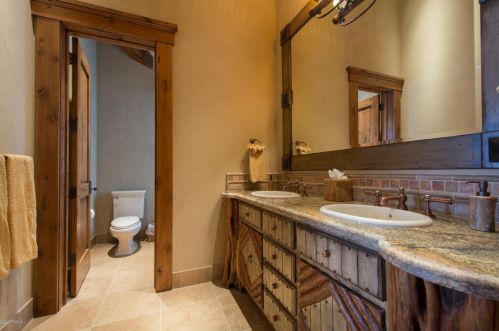 91 White Pne Cyn Rd, Park City UT 84060-6514 exterior