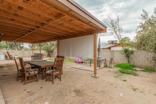 3026 75 Dr, Phoenix AZ 85033-3704 exterior