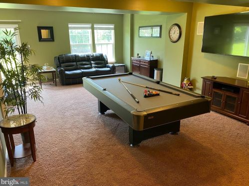 618 Sweetgum Ln, West Deptford NJ  08096-5565 exterior