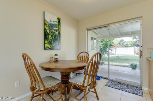 410 El Camino Dr, Phoenix AZ 85051-9122 exterior