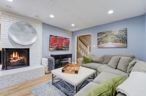 44 Buckingham Dr, Jackson Twp NJ 08527-2633 exterior