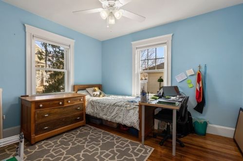 44 Barham Ave, Quincy MA 02171-2711 exterior