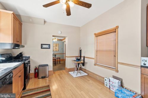 48 Newton Ave, West Deptford NJ 08096-4610 exterior