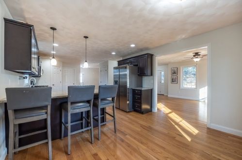 123 Pleasant Vly St, Methuen MA 01844-7227 exterior