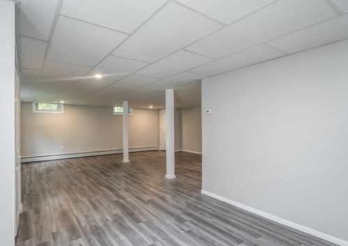 65 Flagg St, Worcester MA  01602-1452 exterior