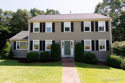 20 Castle Rd, Norfolk, MA 02056-1773