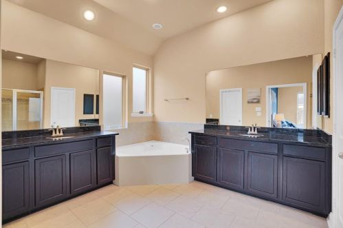 310 Blossom Ter Ln, Richmond TX 77469-5888 exterior