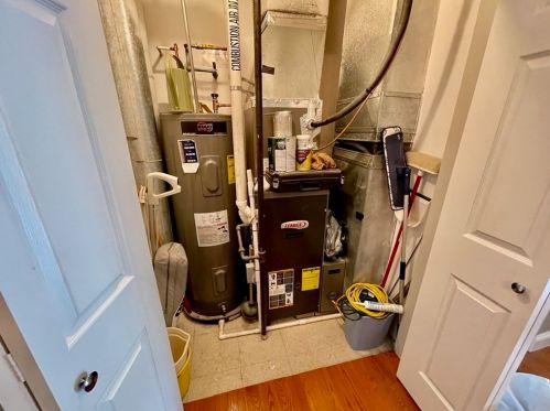 10 Fensmere Ave, Quincy MA 02169-3113 exterior