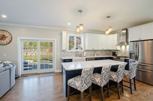 106 Gregory Dr, Seekonk MA  02771-4308 exterior