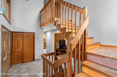 14 Knolls Dr, Jackson Twp NJ  08527-4209 exterior