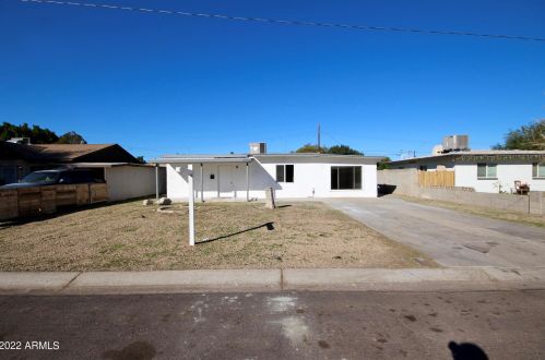 2562 Earll Dr, Phoenix AZ  85016-7404 exterior