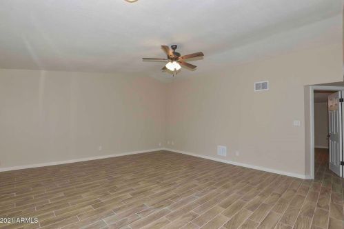 13608 41 Pl, Phoenix AZ 85042-7323 exterior