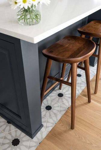 5 Ketch Ln, Quincy MA 02171 exterior