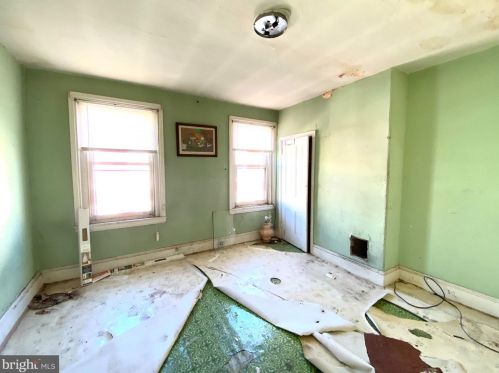 2431 Bancroft St, Philadelphia, PA 19132-4443