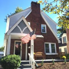 712 Chelsea Ave, Columbus, OH 43209-2508