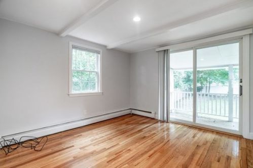 34 Trevore St, Quincy MA 02171-1127 exterior