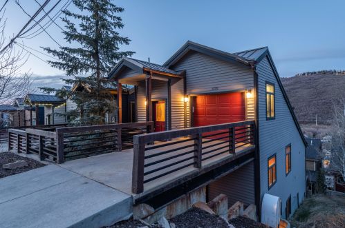 1172 Lowell Ave, Park City UT 84060-5115 exterior