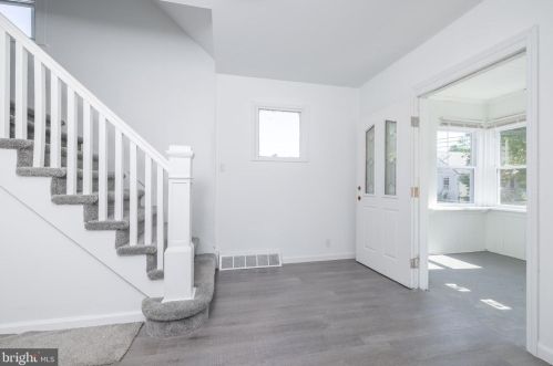 1022 Penn Line Rd, West Deptford NJ 08066-1075 exterior