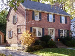 30 Waldorf Rd, Newton, MA 02461-1333