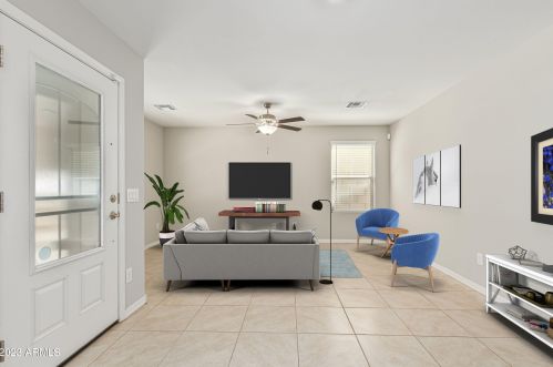 3924 79th Ln, Phoenix AZ  85043 exterior