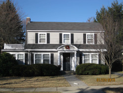 225 Winslow Rd, Newton, MA 02468-1713