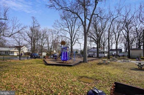 6322 Shady Side Rd, Shady Side MD  20764-9703 exterior