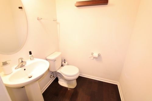 9 Keller Ct, Lemont IL 60440-9054 exterior