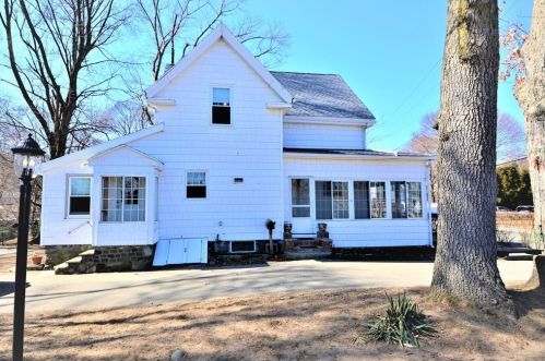 112 Bates Ave, Quincy MA 02169-1508 exterior