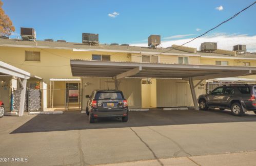 4430 Belleview St, Phoenix AZ 85008-5644 exterior