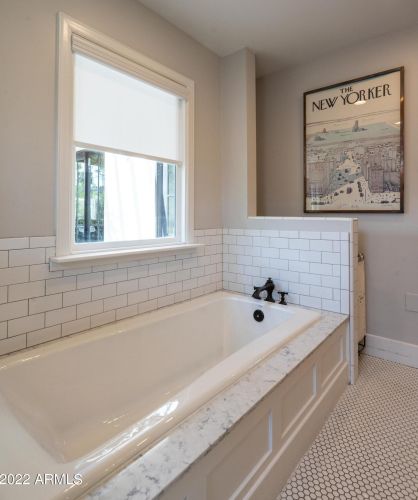 1815 11 Ave, Phoenix AZ 85021-4415 exterior