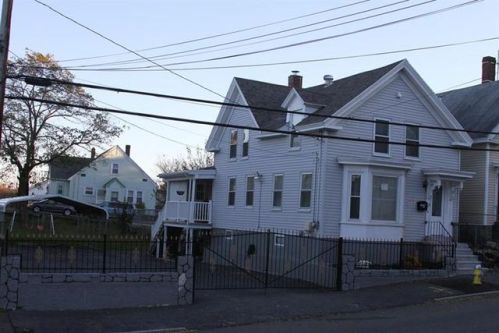 508 Haverhill St, Lawrence, MA 01841-4226
